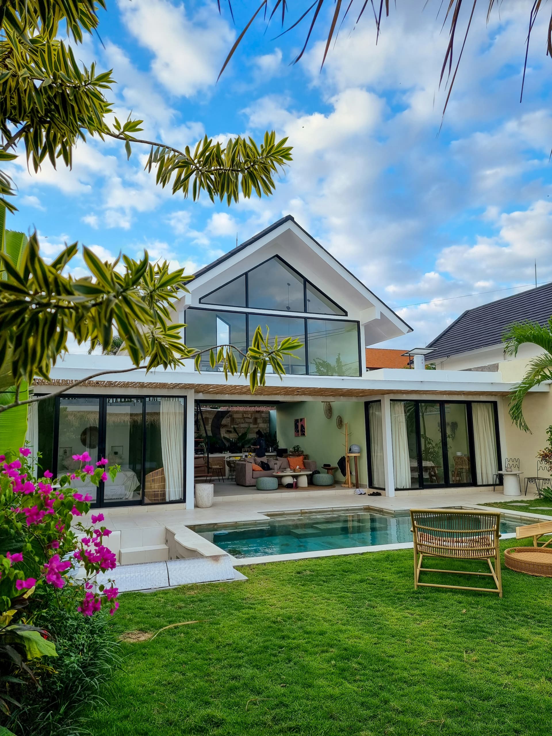 Urban Loft Villa